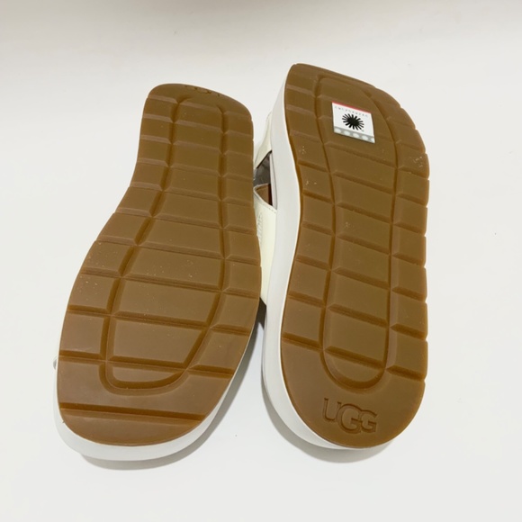 UGG Emily Slide Cross Strap Sandals White Patent Leather Platform Slip On 7.5 - Picture 11 of 12